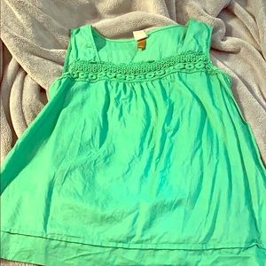 Selling this super comfortable SONOMA TANK